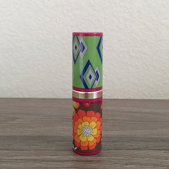 Estee Lauder Lipstick in Pink Obsession - Picture 5 of 7